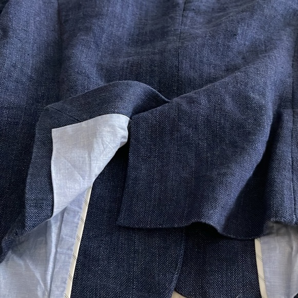 Ann Taylor blue linen blazer with cotton lining - Picture 9 of 9
